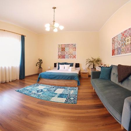 Confort House Plus Alba Iulia Esterno foto